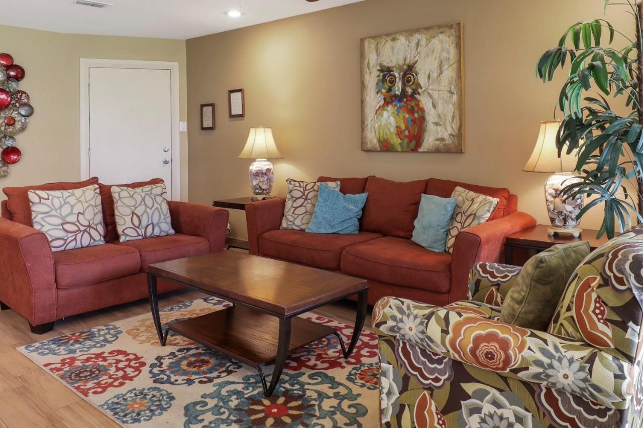 Ground Floor Beachfront Beauty! Steps To The Beach And Pool South Padre Island Exterior foto