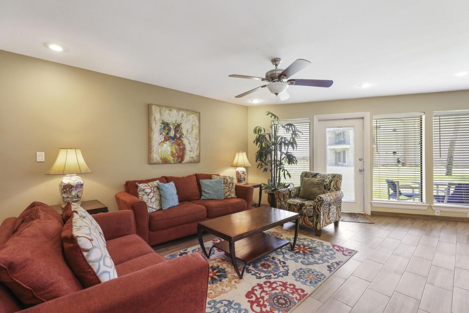 Ground Floor Beachfront Beauty! Steps To The Beach And Pool South Padre Island Cameră foto