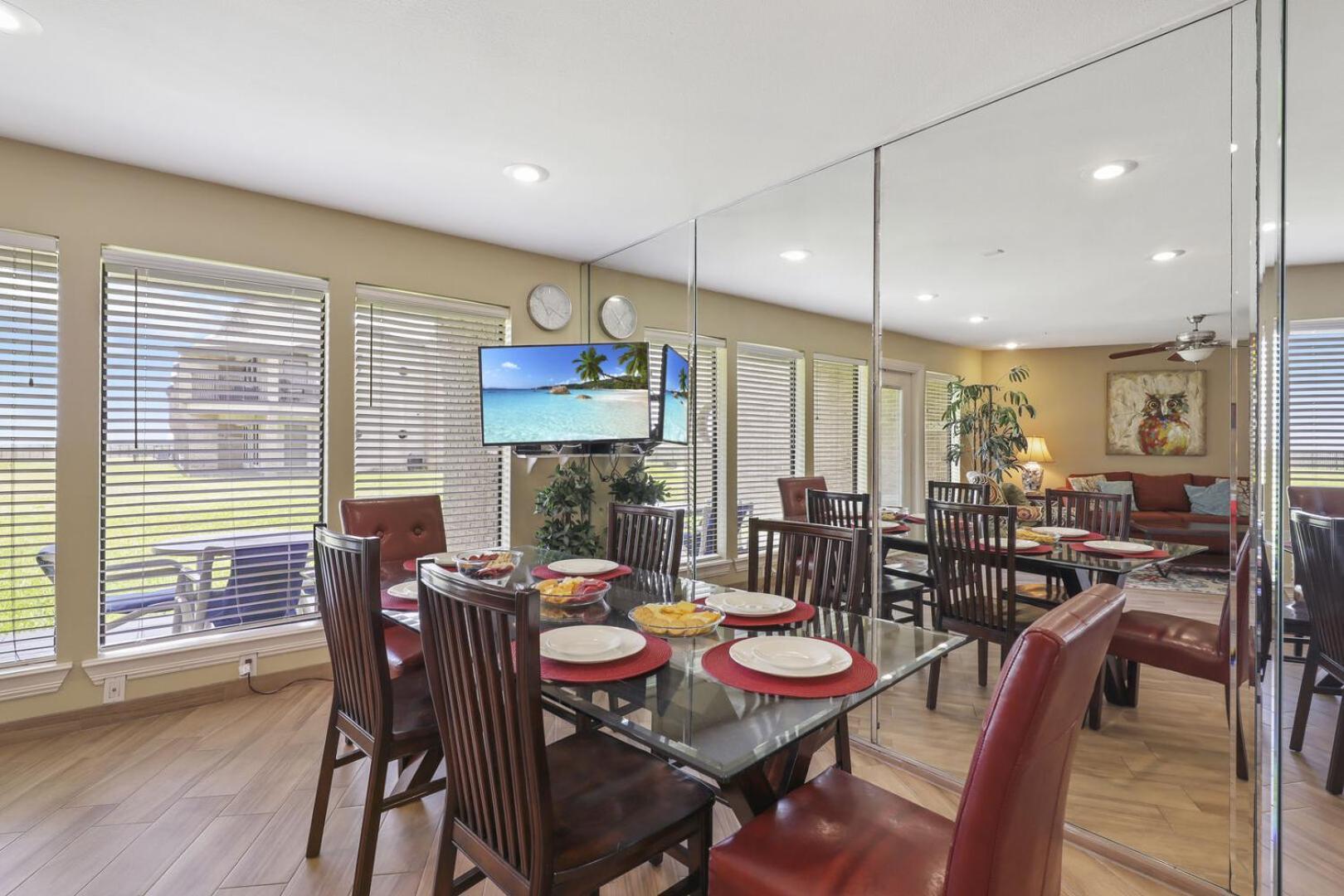 Ground Floor Beachfront Beauty! Steps To The Beach And Pool South Padre Island Cameră foto